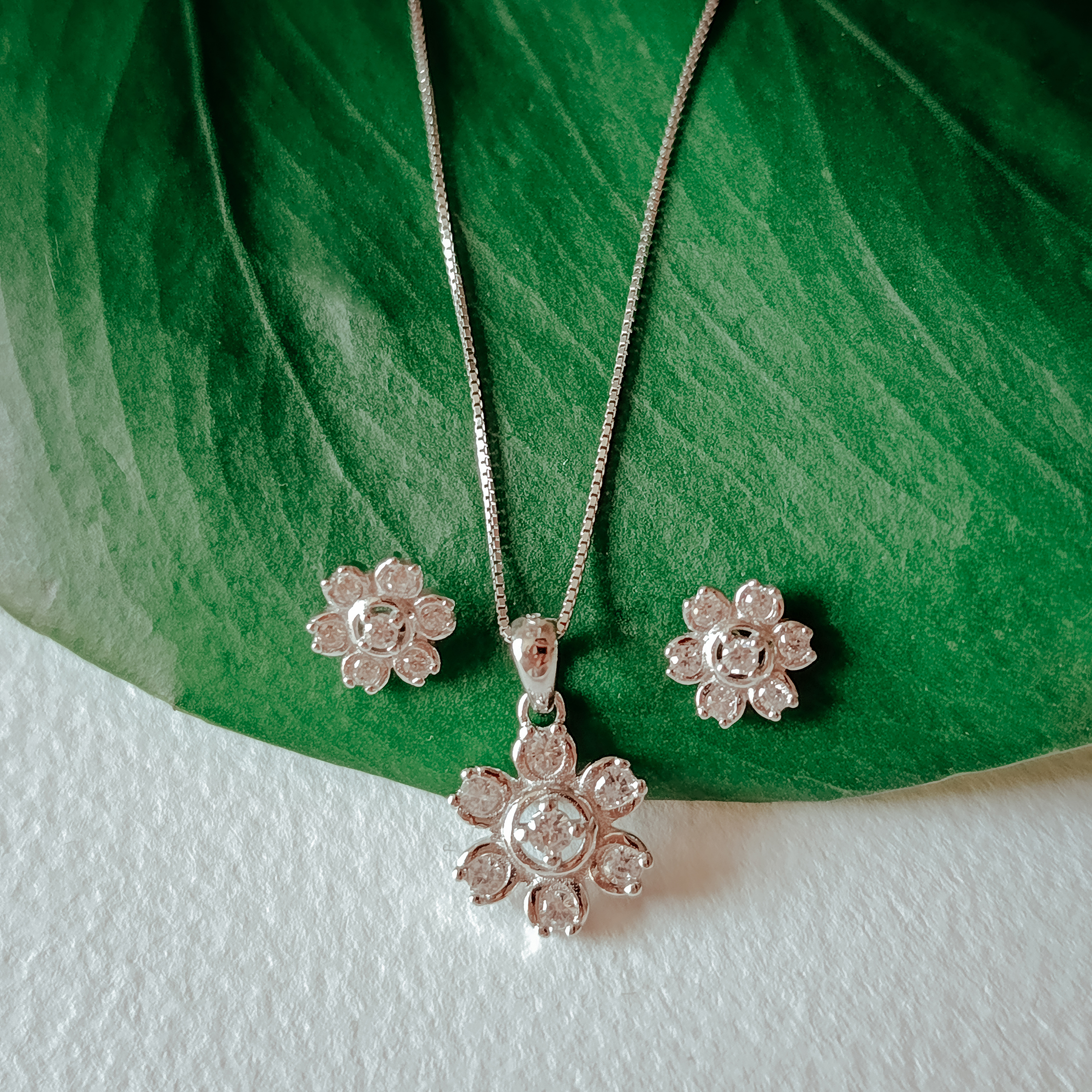 نیم ست طرح گل Flower کد N208